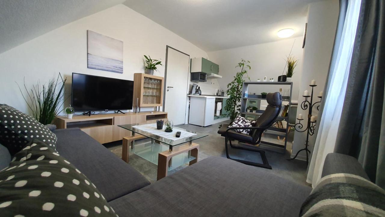 Ferienwohnung Elsa Hungen Exterior foto